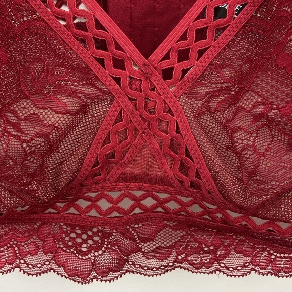 Adore Me Verana Unlined Bra Red Lace Size 36D - Picture 5 of 14